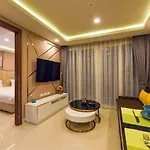 Grand Avenue By Bormon Pattaya