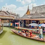 Pattaya Central, Awesome View