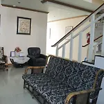 Rouge Service Apartments, Soi Buakhao