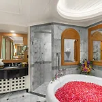 Royal Wing Suites & Spa Pattaya