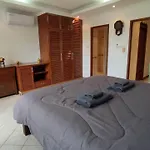 Jomtien House Night Market Villa *