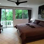 Jomtien House Night Market Villa Pattaya