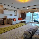 อพาร์ทเม้น View Talay 7 Seaview
