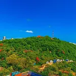 Luxury Hill Pool View Near And Walking Street In