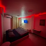 Guest house W33d Gallery Pattaya