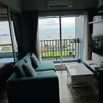 Pattaya Sea View Condo