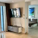 Centara Luxury Center 47 Sqm Large 1 Bedroom *
