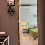 อพาร์ทเม้น Sanctuary Wangomat 2 Bedroom 2 Ba Pattaya