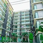 Well Furnished Condo With Balcony