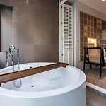 Baruen2 Pool Pattaya