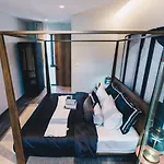 Baruen2 Pool