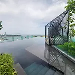 The Edge - Unique & Luxurious อพาร์ทเม้น