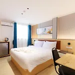 Hotel Banana South *