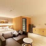 Hotel Banana South *
