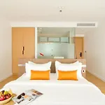 Seven Zea Chic Hotel