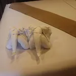 Inn House- Sha Extra Plus