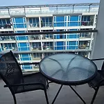 Centara Avenue Residence