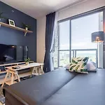 อพาร์ทเม้น High Florida 2 Bedrooms 2 Bathrooms 4 People Pattaya