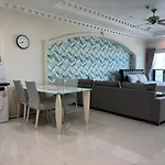 อพาร์ทเม้น View Talay 6 By Anatolia *