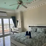 View Talay 6 By Anatolia อพาร์ทเม้น Pattaya