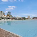 อพาร์ทเม้น Luxurious Penthouse *