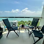 อพาร์ทเม้น The Palm Wongamat - Spacious 1606 Luxury In The Elite *