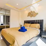 Grand Avenue 808e Soi Buakhaw 15