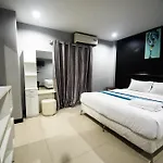 โรงแรม Golden Star 3*