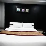 โรงแรม Golden Star 3*