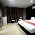 โรงแรม Golden Star Pattaya