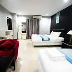 Golden Star 3*
