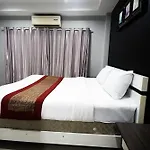 Golden Star Pattaya