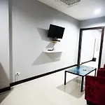 โรงแรม Golden Star