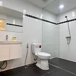 Park Royal 3, Pratamnak Soi 6, Apartment
