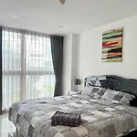 Park Royal 3, Pratamnak Soi 6, อพาร์ทเม้น *