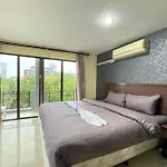 Lucky โรงแรม