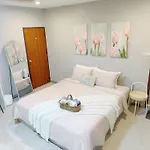 Villa Sun And Moon House Pattaya