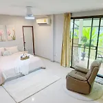 Sun And Moon House *