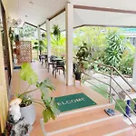 Villa Sun And Moon House