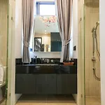Villa Viola Pool 1 *
