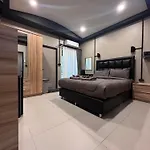 โรงแรม Cloud9 Reloaded *
