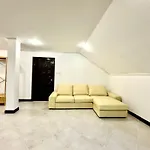 B52 Pool Villa