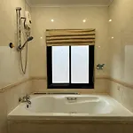 Villa B52 Pool *