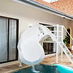 Villa Mojito Pool
