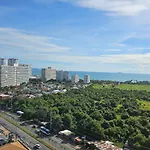 อพาร์ทเม้น 16 Grande Caribbean And Pattaya