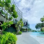 Arom Wongamat Pattaya