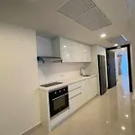 New! Huge - Jacuzzi & Pool Access - Grand Avenue *