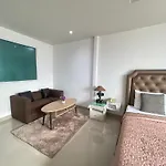 Hotel W-9 2*