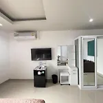 Hotel W-9