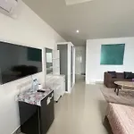Hotel W-9 2*